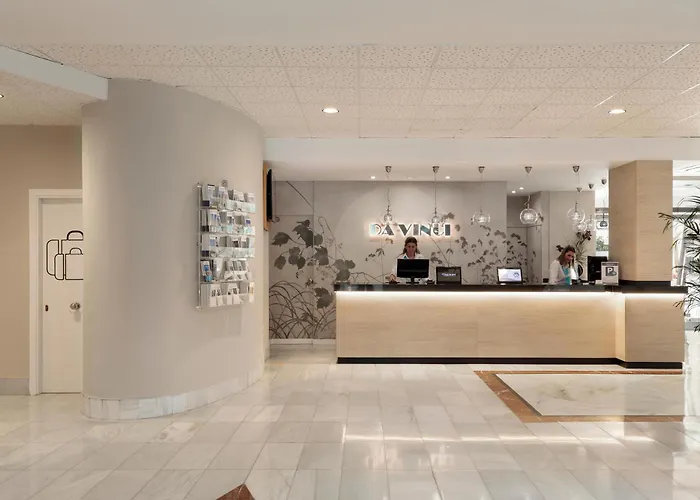 Da Vinci 4* Σαλού